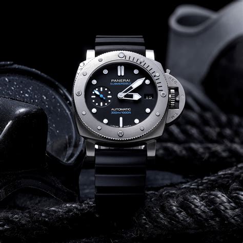 Panerai Submersible PAM 02973 .